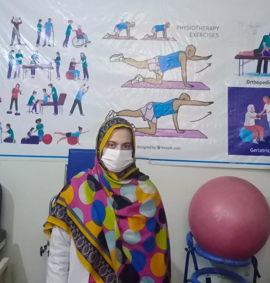 Dr Hira Naz (PT)